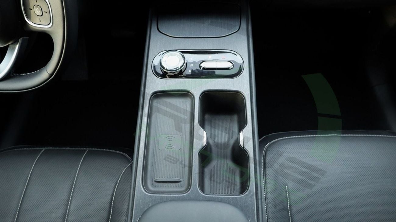 Ls Auto Lev01 SE ( 5 Years Warranty On vehicle + 8 Years Warranty on Battery) 2025 FWD GCC 0Km