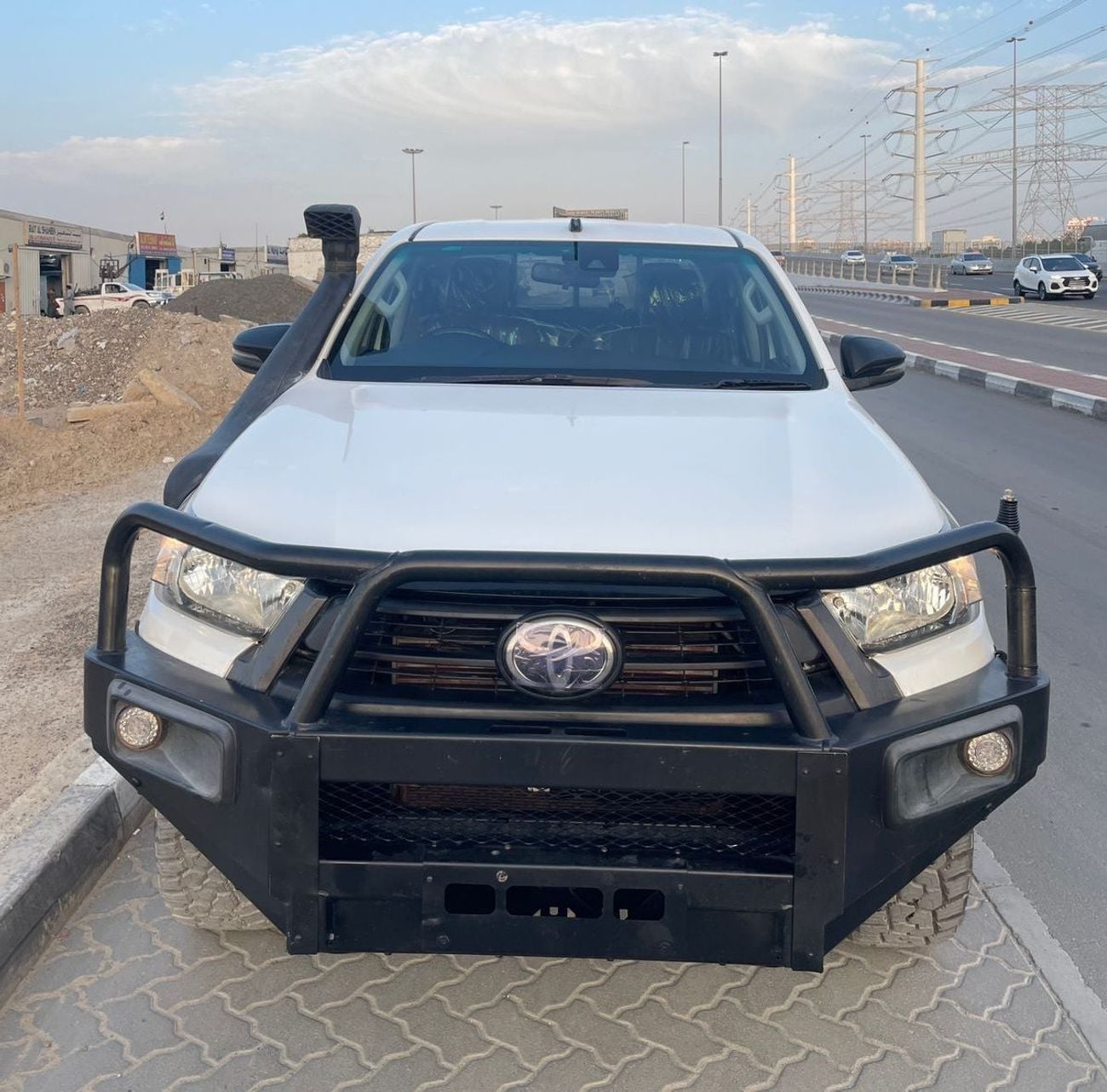 Toyota Hilux diesel 2800 cc ,automatic gear ,right hand drive ,for export only