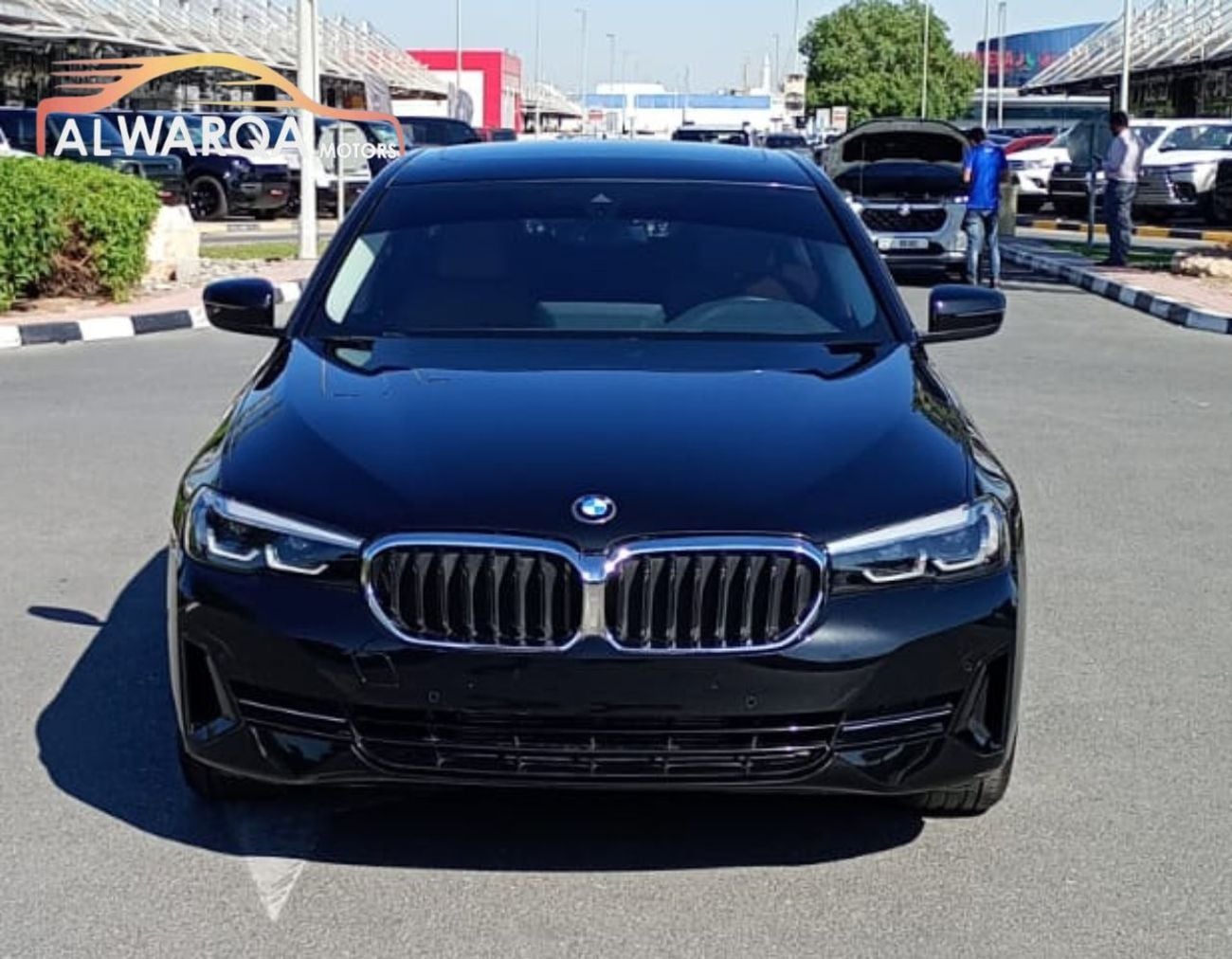 بي أم دبليو 520i EXCLUSIVE PLUS Middle East Edition 2.0L