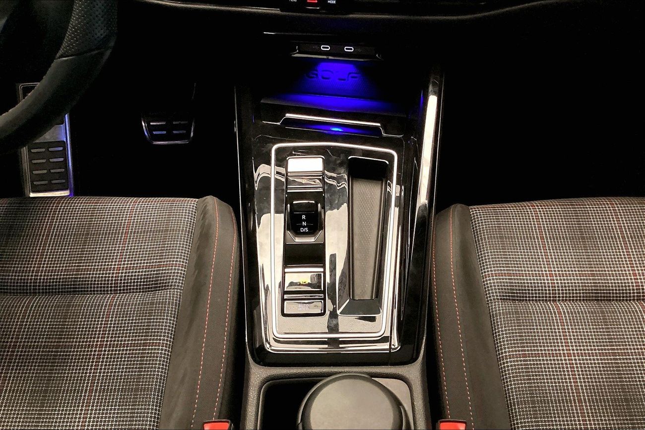 فولكس واجن جولف GTI -Cloth | شامل الضمان | 0 ﺪﻔﻋﺓ ﺃﻮﻟﻯ