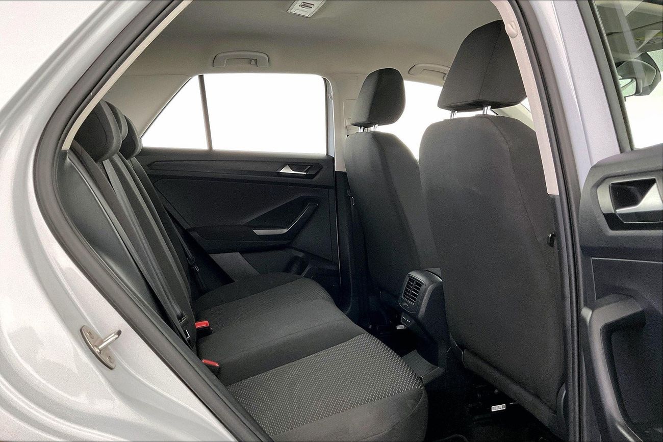 فولكس واجن T ROC Trend | ضمان مجاني لمدة عام | 0 دفعة أولى