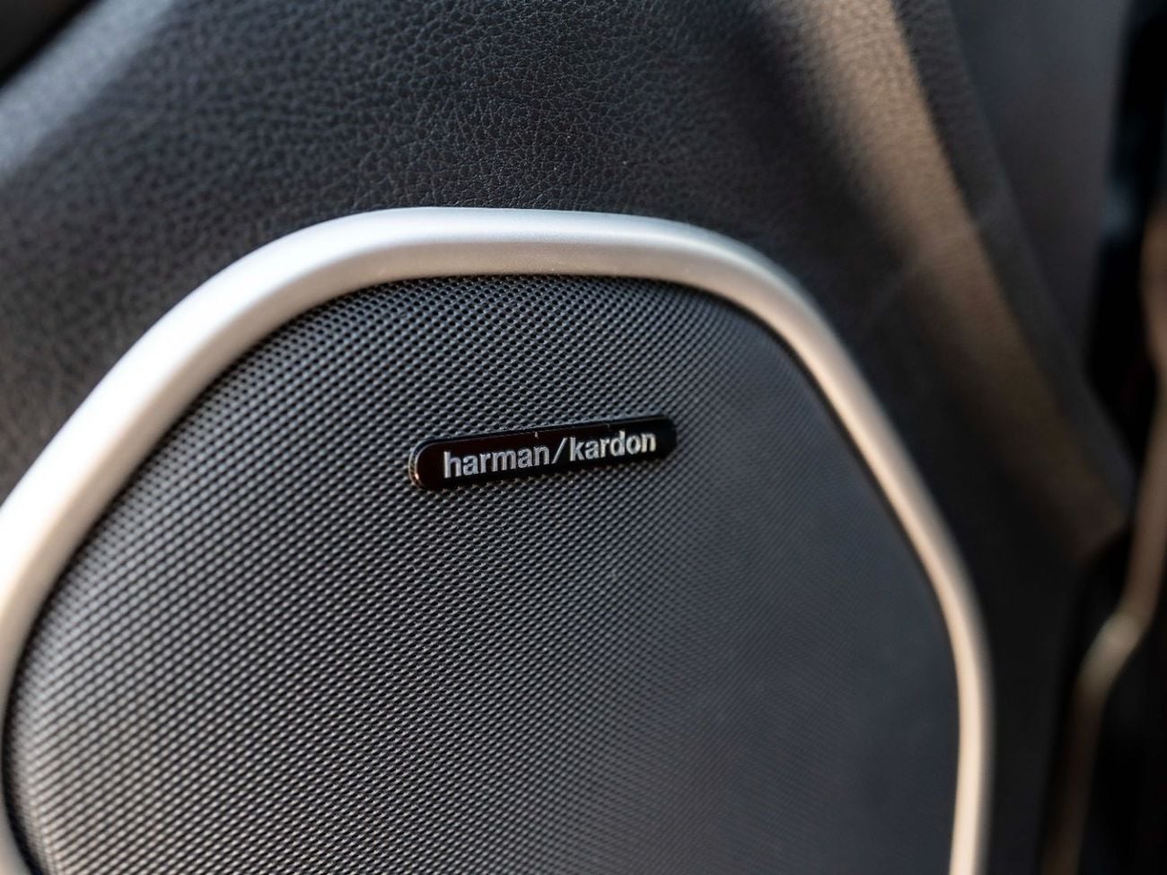 جيب جراند شيروكي SRT 6.4L