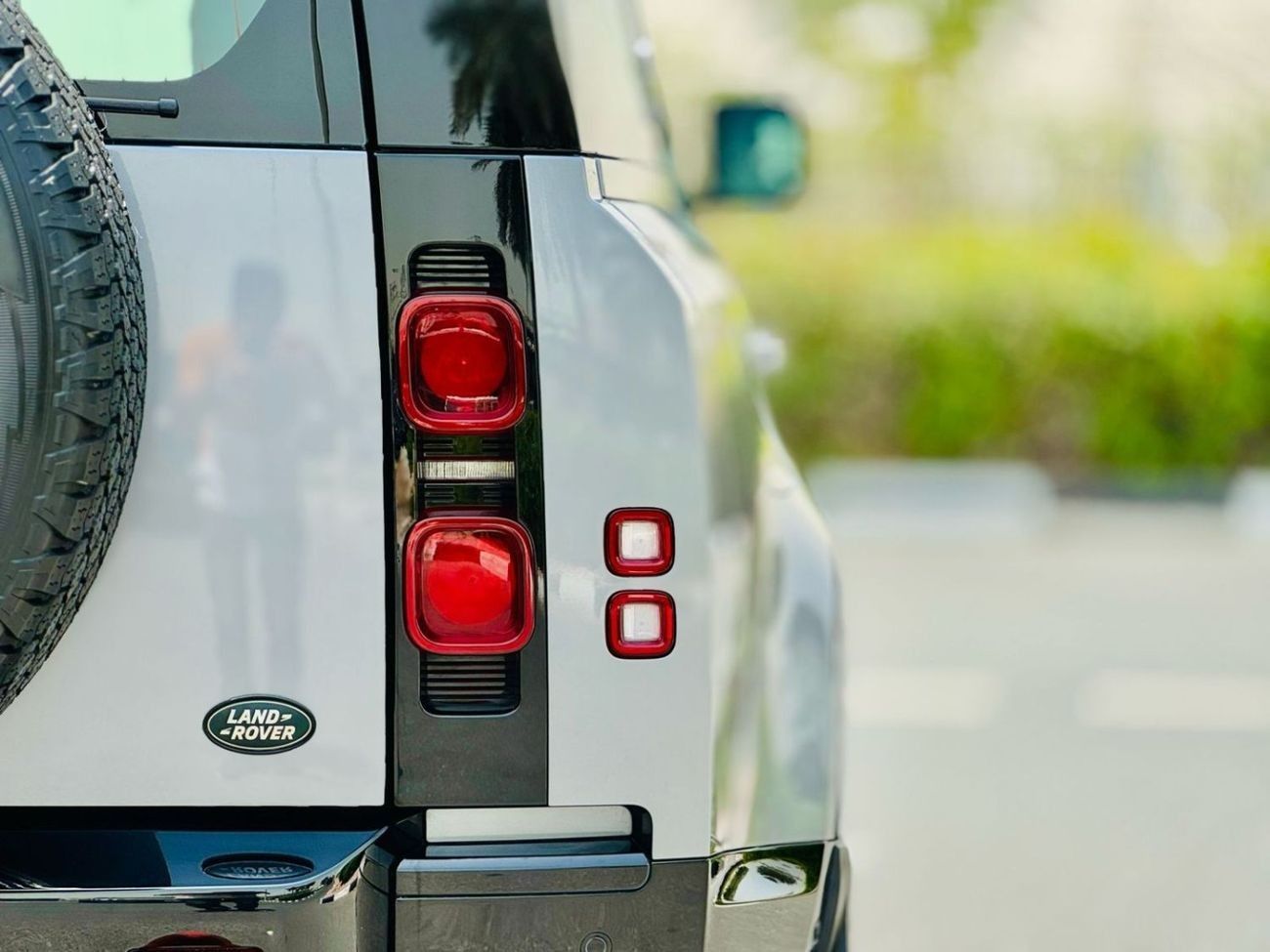 Land Rover Defender P400 110 HSE 3.0L (5 Seater) | LAND ROVER DEFENDER | P400 110 HSE  3.0L | GCC SPECS | YEAR 2021 |