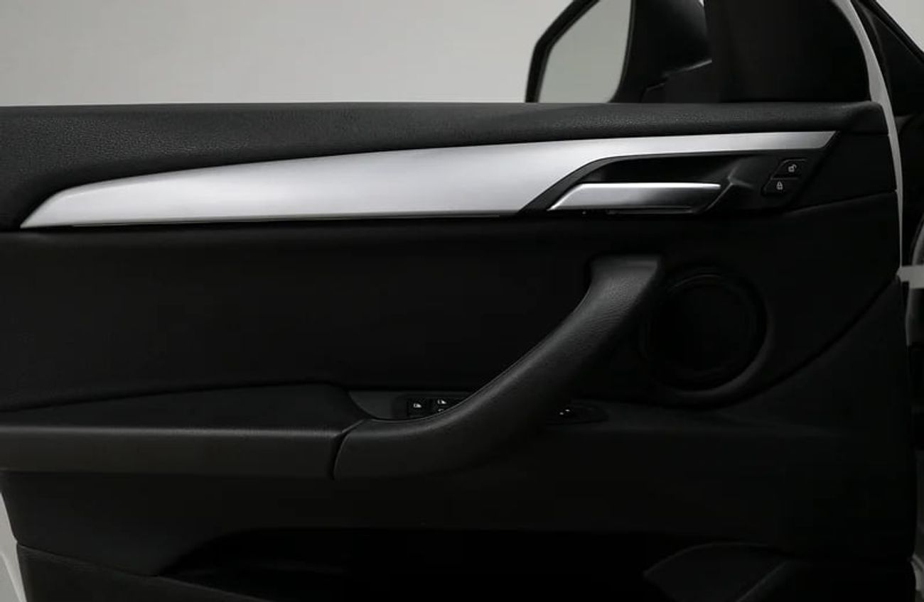 بي أم دبليو X2 sDrive 20i M Sport 2.0L Export Only | GCC | sDrive 20i Ref#T56666