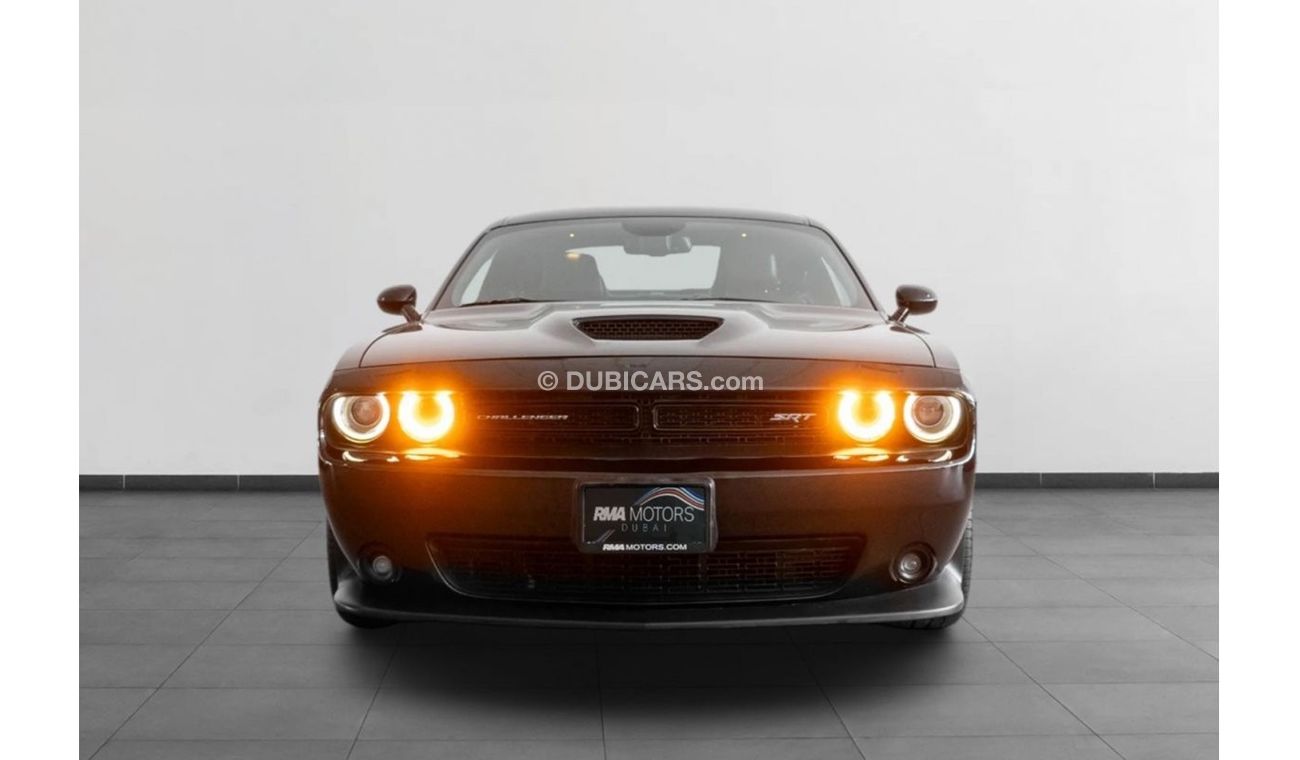 Dodge Challenger 2016 Dodge Challenger SRT 392 / Full-Service History