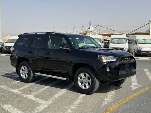 Toyota 4Runner  2022 Toyota 4Runner Full Option+ 4.0L V6 - AWD 4x4 With Radar & Push Start - Sunroof
