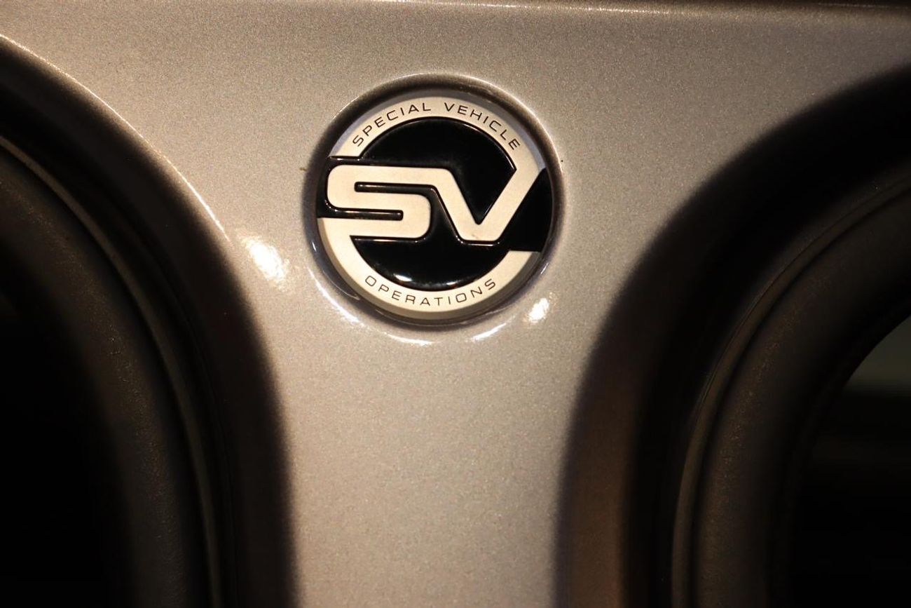 Land Rover Range Rover Sport SVR 5.0L (550 HP)