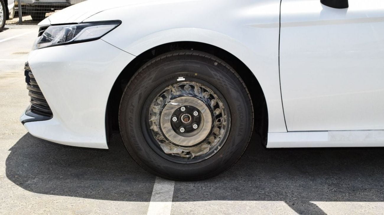 تويوتا كامري ECT0005 - Toyota Camry LE - 2.5L - Petrol - White