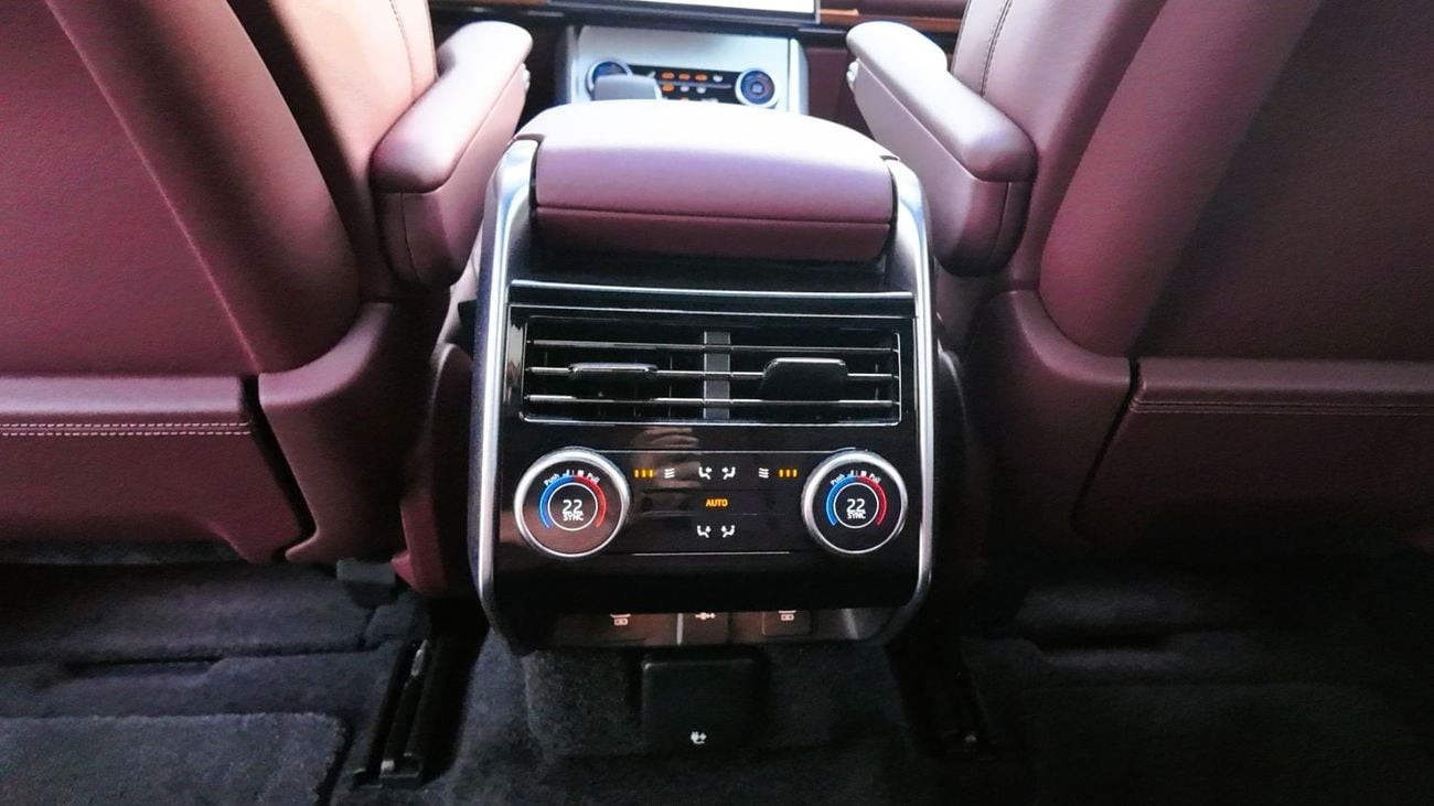 Land Rover Range Rover AUTOBIOGRAPHY P530 2023 Range Rover | 4.4L Twin-Turbo V8 | Under 400 KM | European Specs