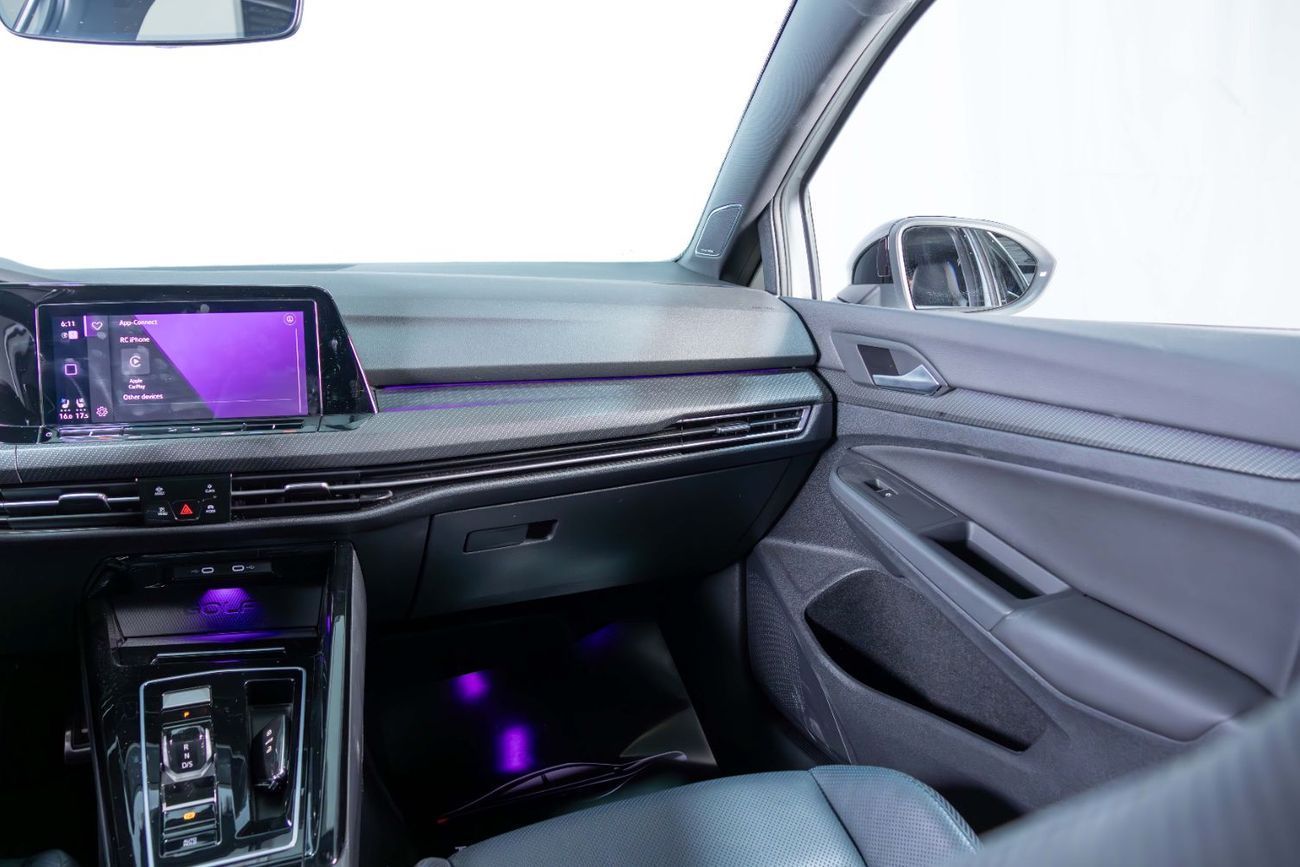 فولكس واجن جولف ار Base 2.0T