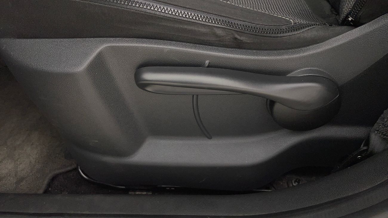 Renault Captur LE 1.6 | Zero Down Payment | Home Test Drive