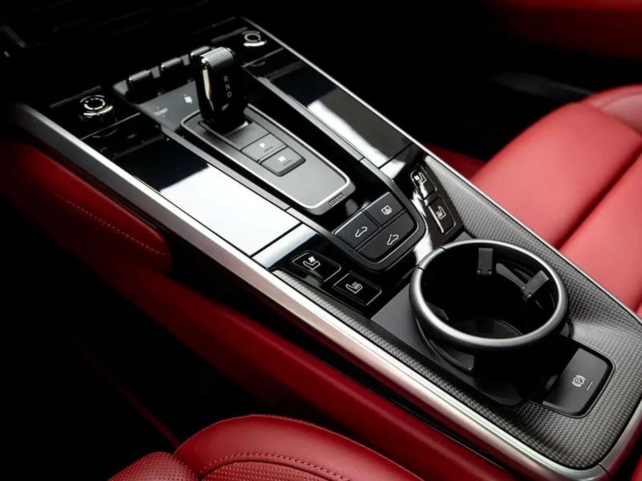 Porsche 911 Turbo S 3.8L (640 HP) Coupe TECHART GTstreet R (77 of 87) | GCC Spec