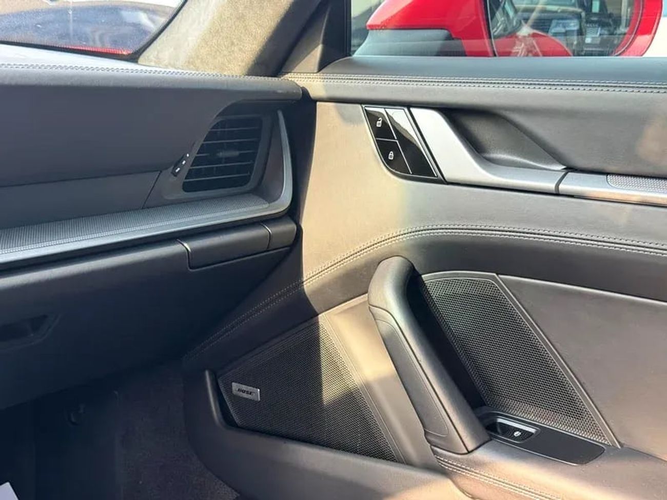 Porsche 911 Carrera 3.0L (444 HP) Coupe