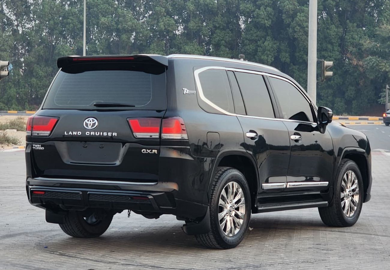 Toyota Land Cruiser GXR 4.6L UPGRADE 2024