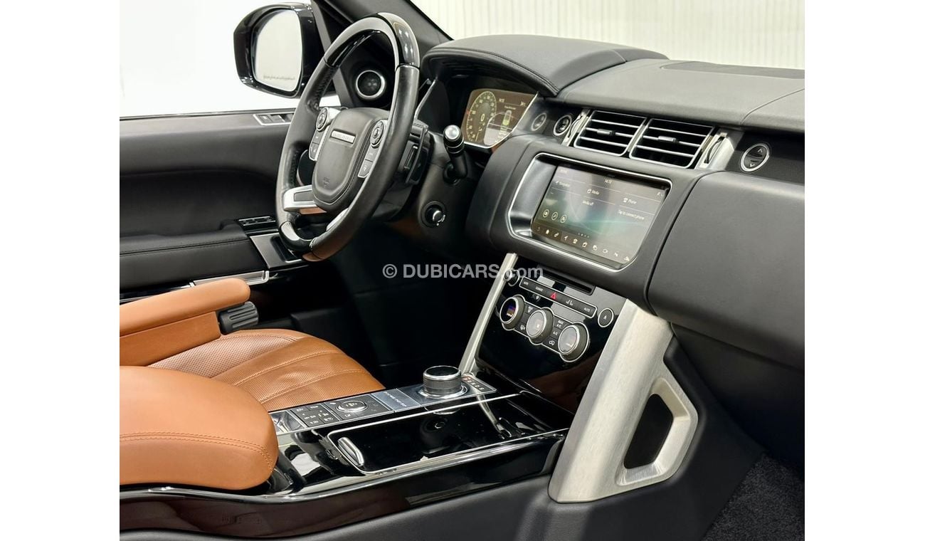Land Rover Range Rover 2017 Range Rover Vogue SE Supercharged V8, Warranty, Full Range Rover Service History, GCC