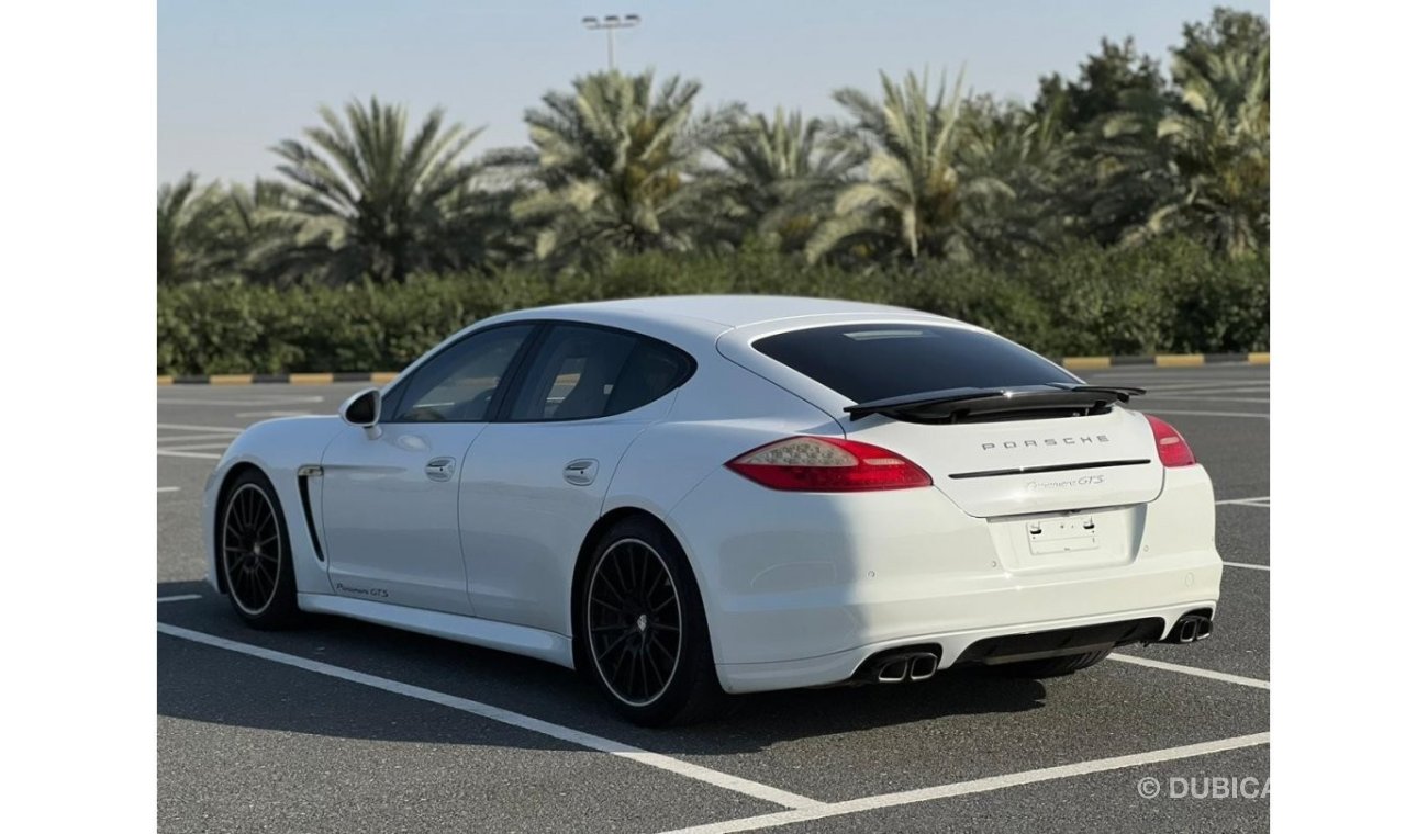 Porsche Panamera GTS