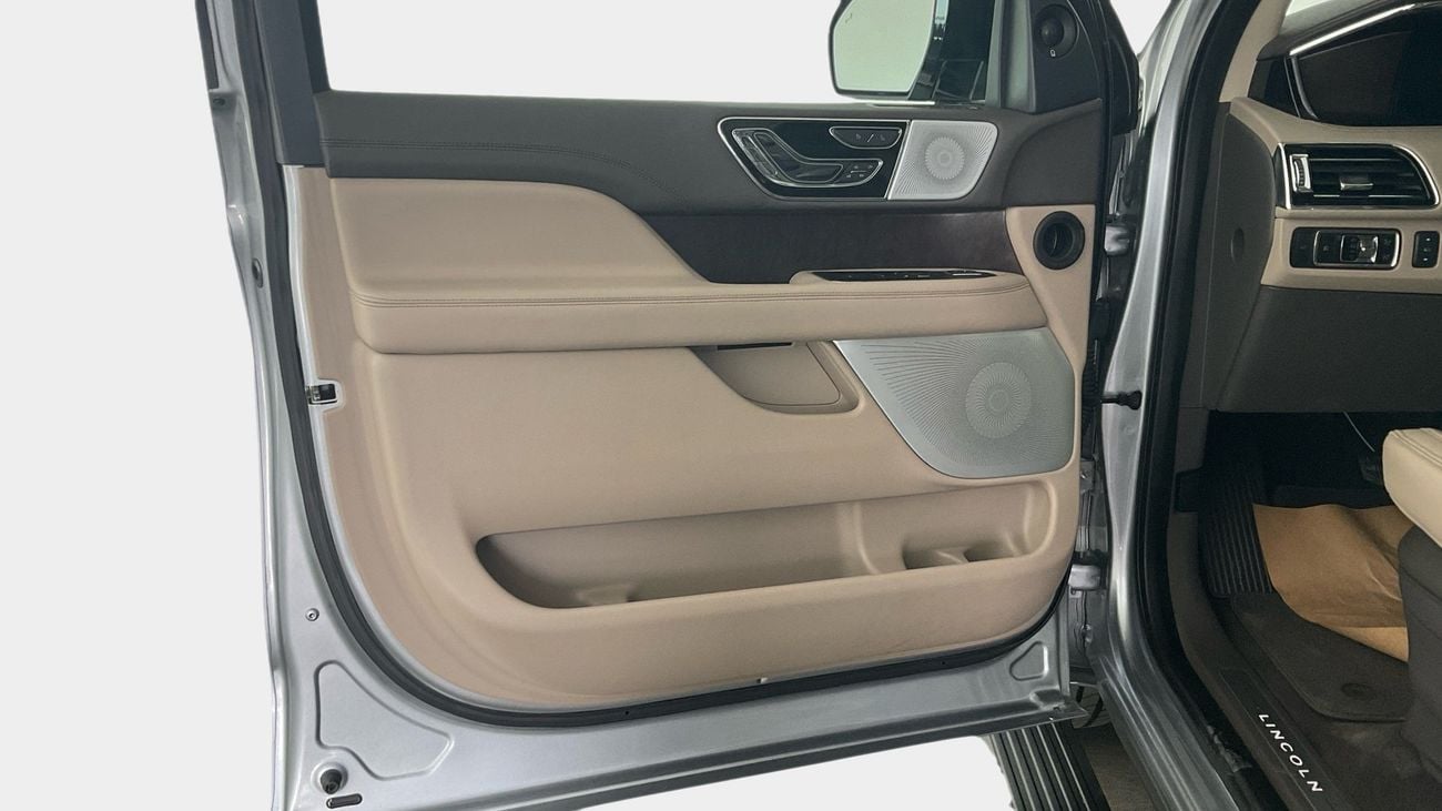 Lincoln Navigator Reserve 3.5L Reserve | Guaranteed Warranty | 0 Down Payment