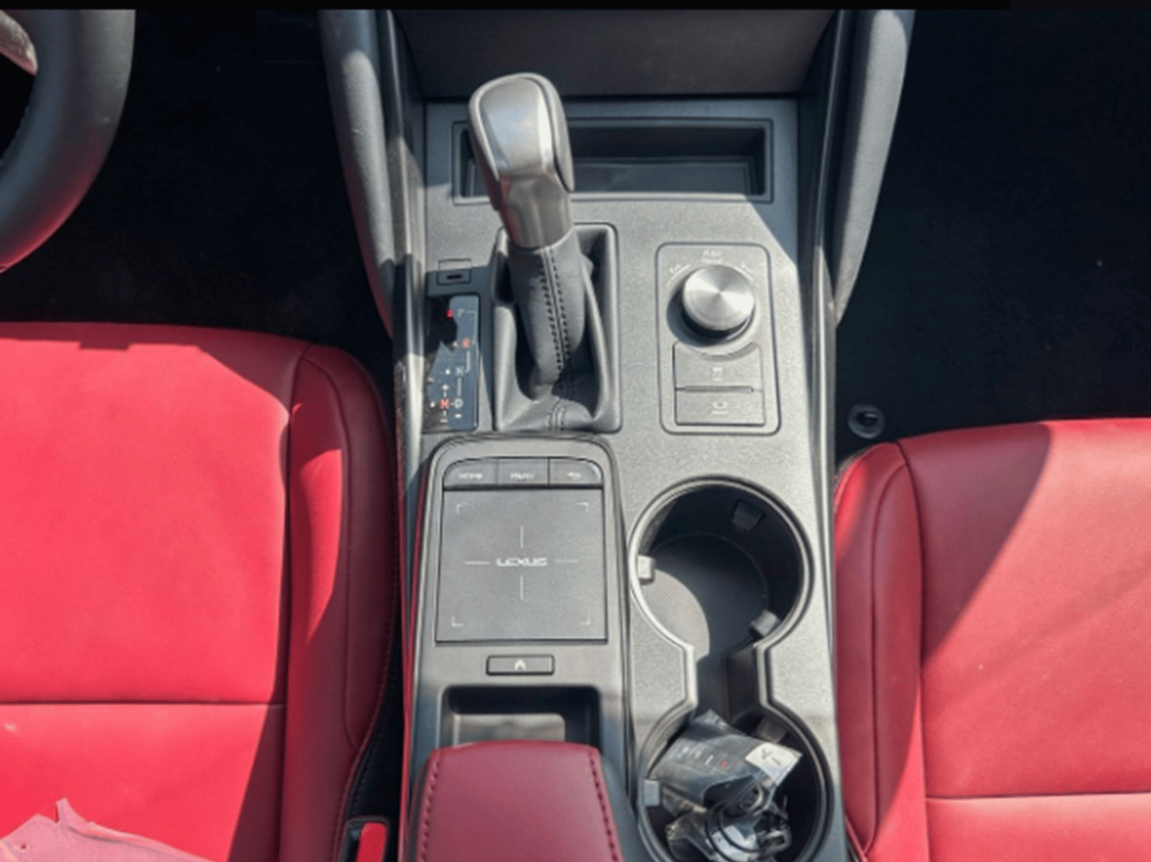 لكزس IS 300 ECTALM004 - 2025 Lexus IS300 Prime – 2.0L Petrol Auto – GCC – White with Dark Rose Interior