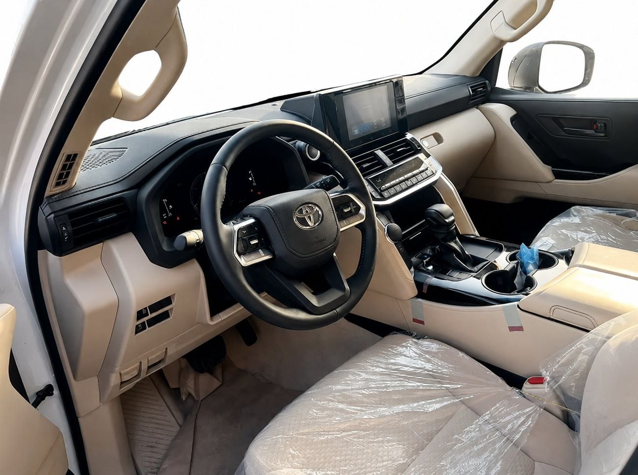 Toyota Land Cruiser EXR ECTAI0021 - 2026 Toyota LC300 EXR - 4.0L Petrol Auto - White with Beige