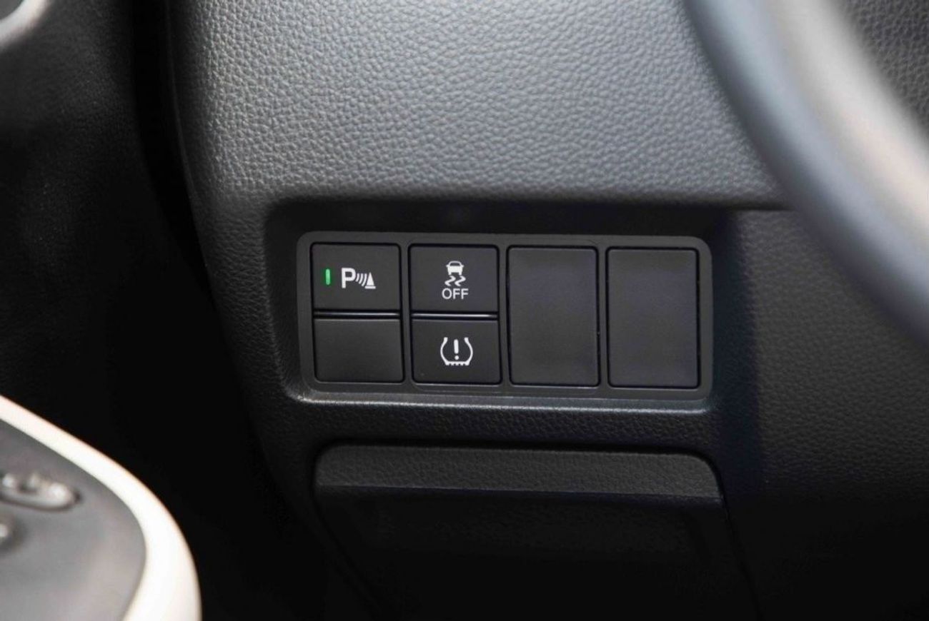 Honda City 2024 Honda City 1.5 LXS AT - Platinum White Inside Ivory