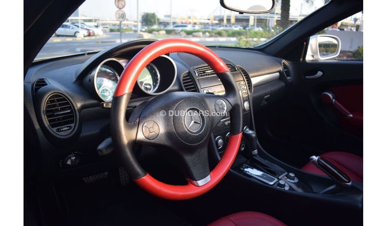 Mercedes-Benz SLK 200 2009  GCC SPECS HARD TOP CONVERTIBLE
