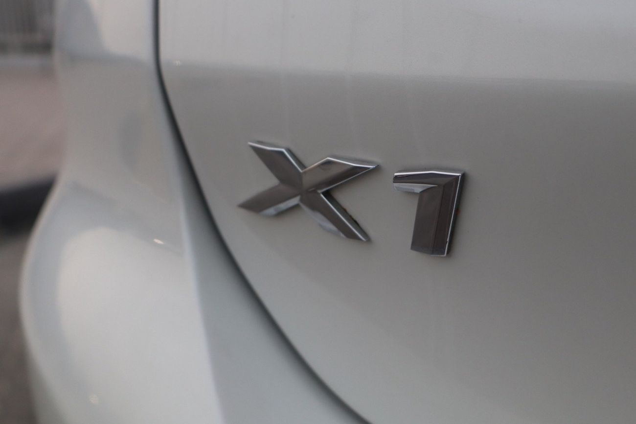 BMW X1 sDrive 18i 1.5L