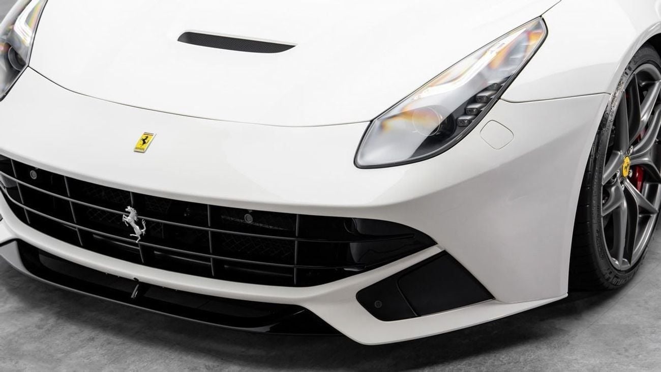 فيراري F12 بيرلينيتا - 2016 - Japanese Specs