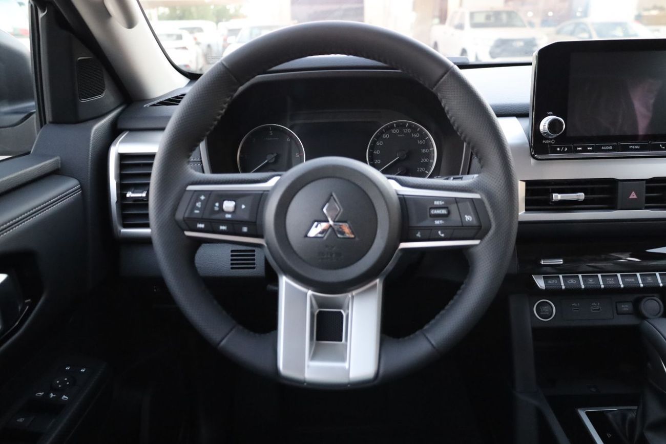 Mitsubishi L200 SPORTERO 2.4L AT 2024 MODEL