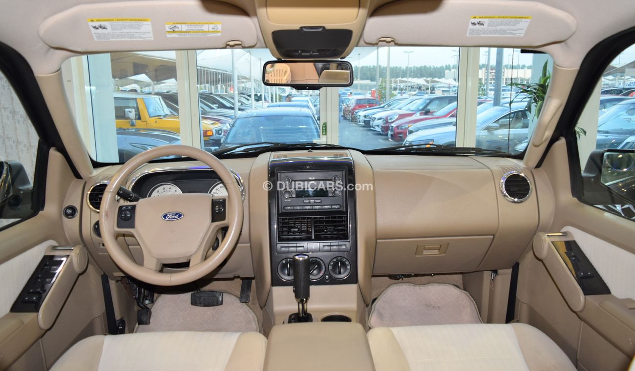 Ford Explorer XLT 4X4