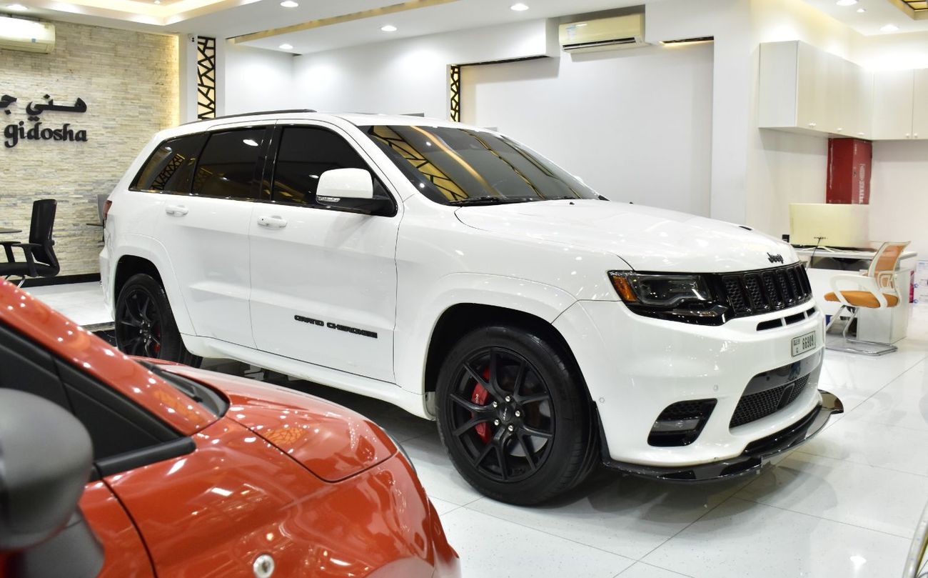 جيب جراند شيروكي EXCELLENT DEAL for our Jeep Grand Cherokee SRT ( 2020 Model ) in White Color Canadian Specs