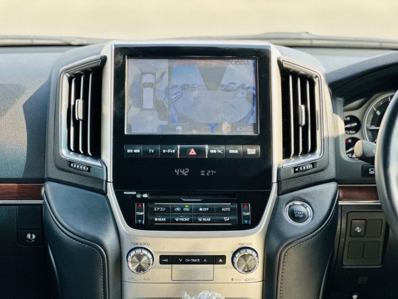 Toyota Land Cruiser Land Cruiser LC200 Black edition RHD