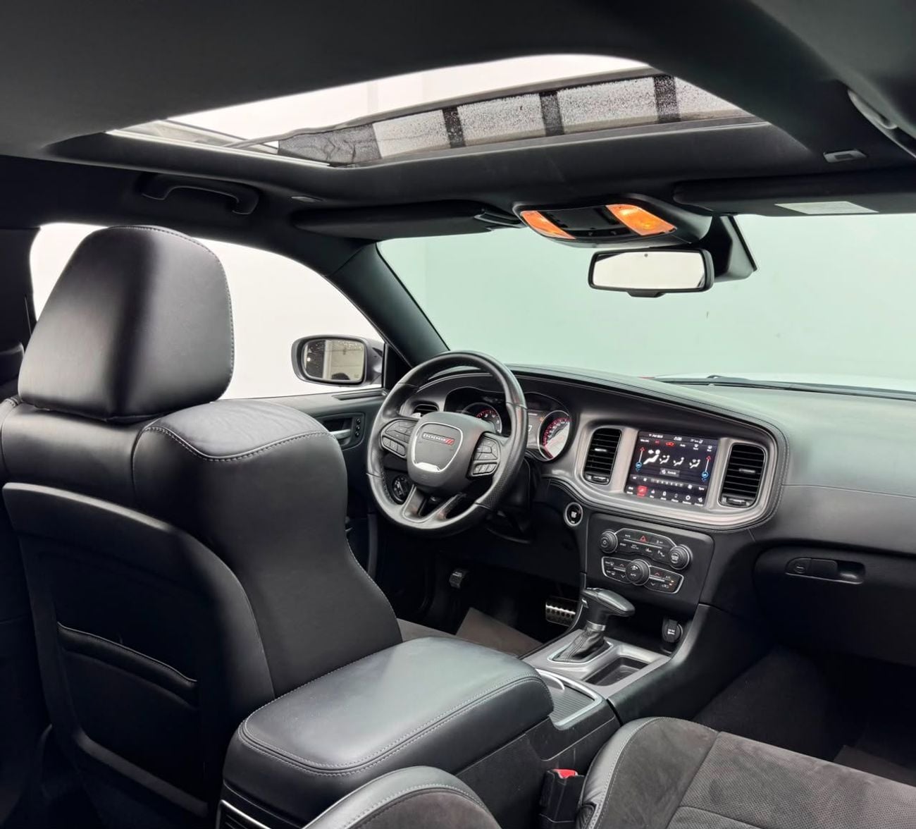 دودج تشارجر 2023 Dodge Charger R/T, Dodge Service History, 1 Year Warranty, Excellent Condition, GCC