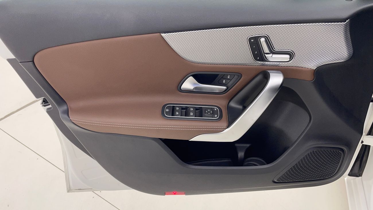 Mercedes-Benz A 200 Std 2.0L STD 1.4 | Zero Down Payment | Home Test Drive