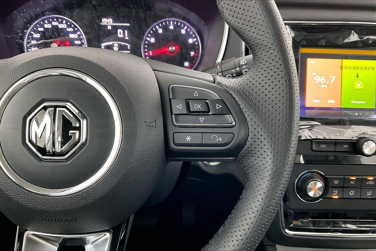 أم جي HS Trophy | ضمان مجاني لمدة عام | 0 دفعة أولى