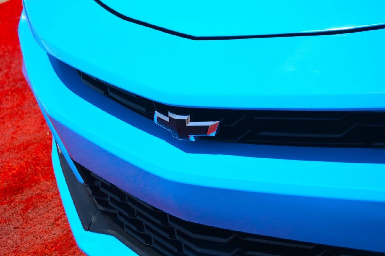 شيفروليه كامارو SS 6.2L Convertible READY TO USE  -- 6.2L CONVERTIBLE *RARE ATTRACTIVE COLOR