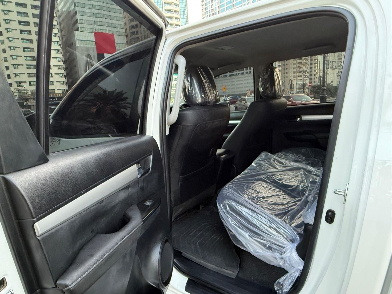 Toyota Hilux SR5 full option 4x4 top of the range export from Australia right hand drive