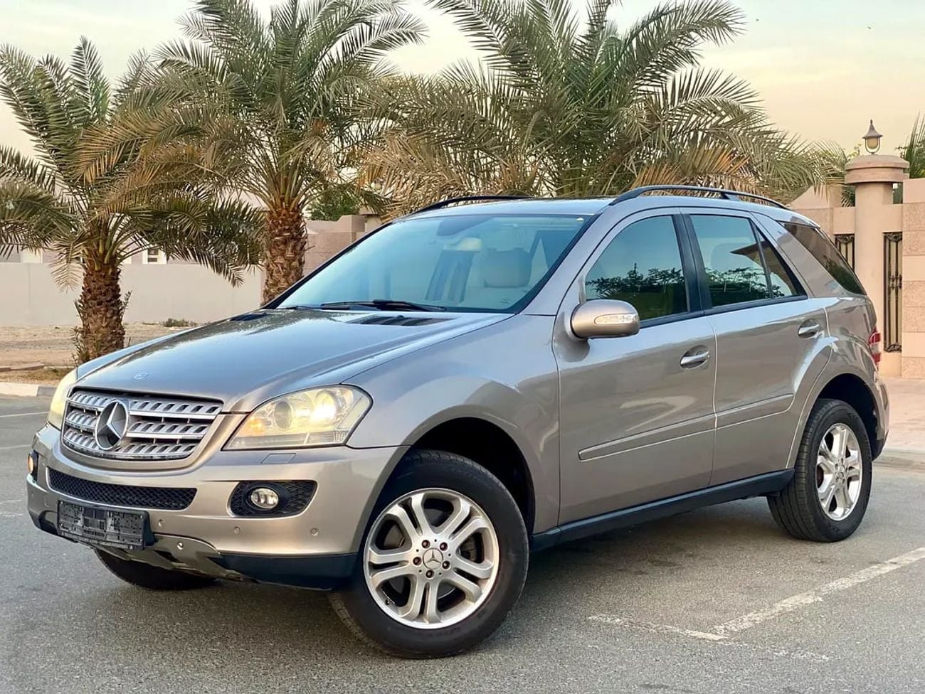 مرسيدس بنز ML 350 AGENCY SERVICED MERCEDES ML-350 AMG 4MATIC || ORIGINAL PAINT