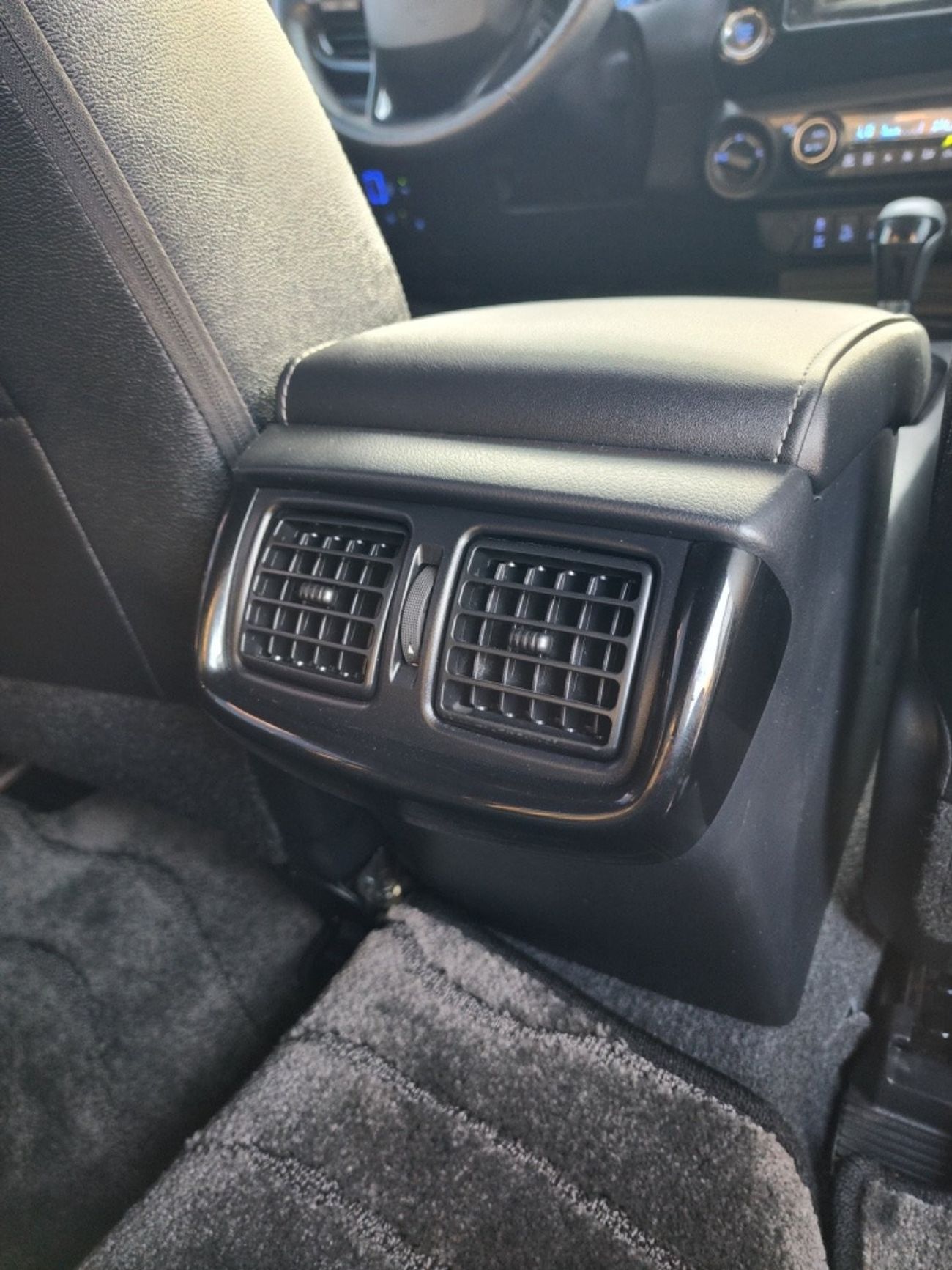 تويوتا هيلوكس ADV 2.8L Toyota Hilux Adventure D-CAB