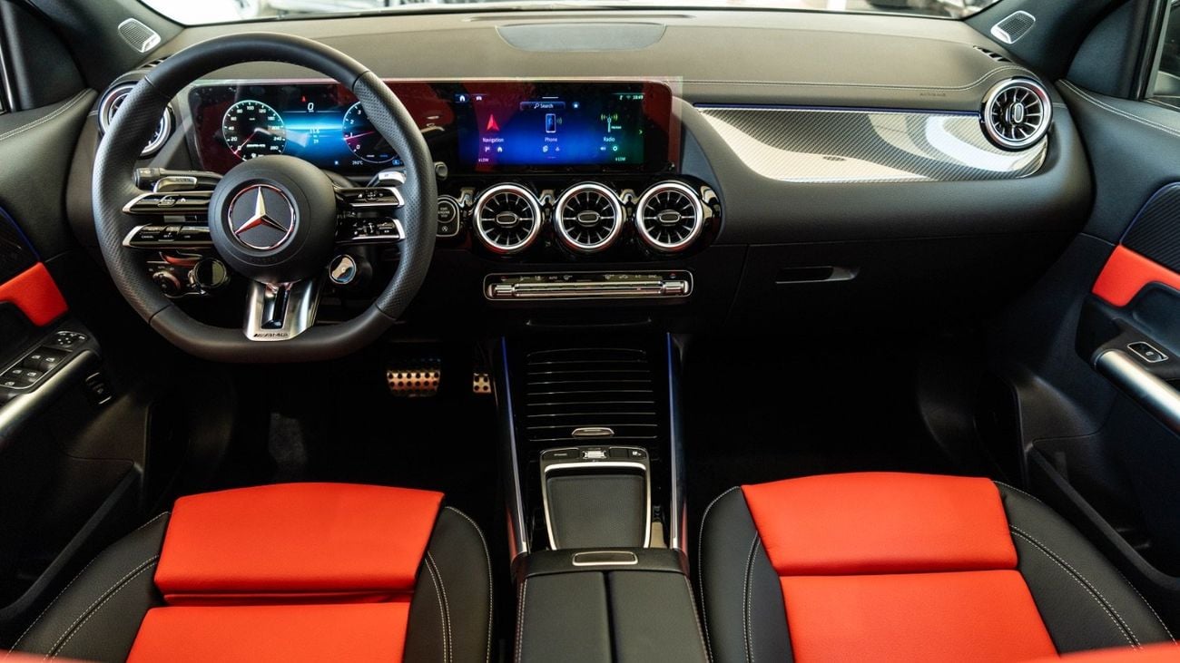 Mercedes-Benz GLA 35 AMG GLA 35 | AMG 4Matic | 2.0L | V6 | 2025