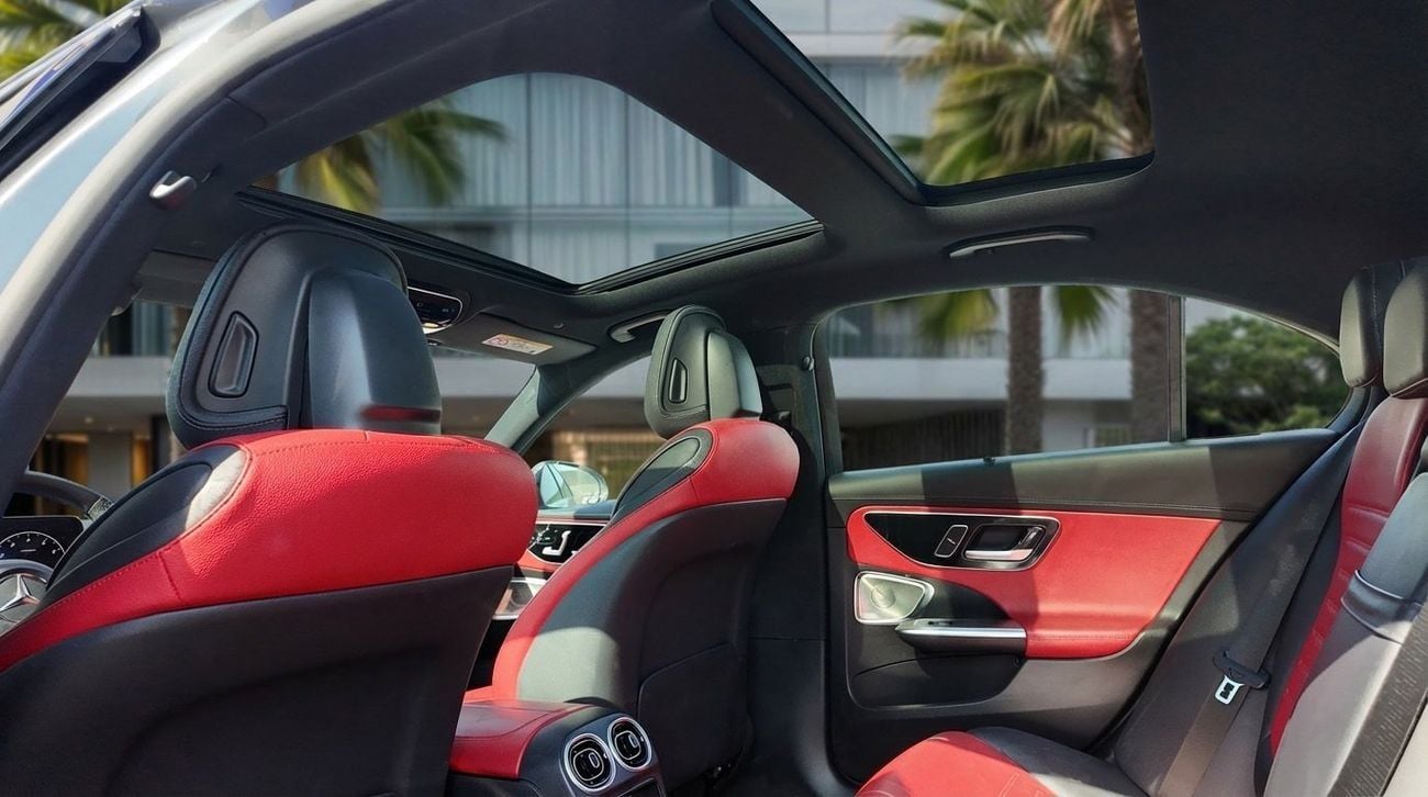 مرسيدس بنز C 200 L Premium 2.0L | Complete Service History | Zero Downpayment Support