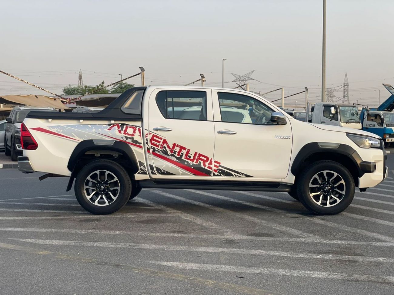 Toyota Hilux 2021 Toyota Hilux GL Advanture Modified - 2.7L V4 - AWD 4x4 - 360* CAM - Patrol - 2 Keys -