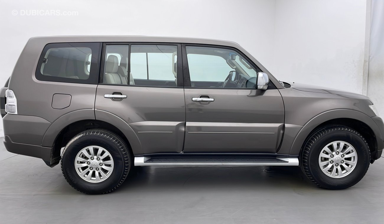 Mitsubishi Pajero GLS BASE 3.5 | Under Warranty | Inspected on 150+ parameters