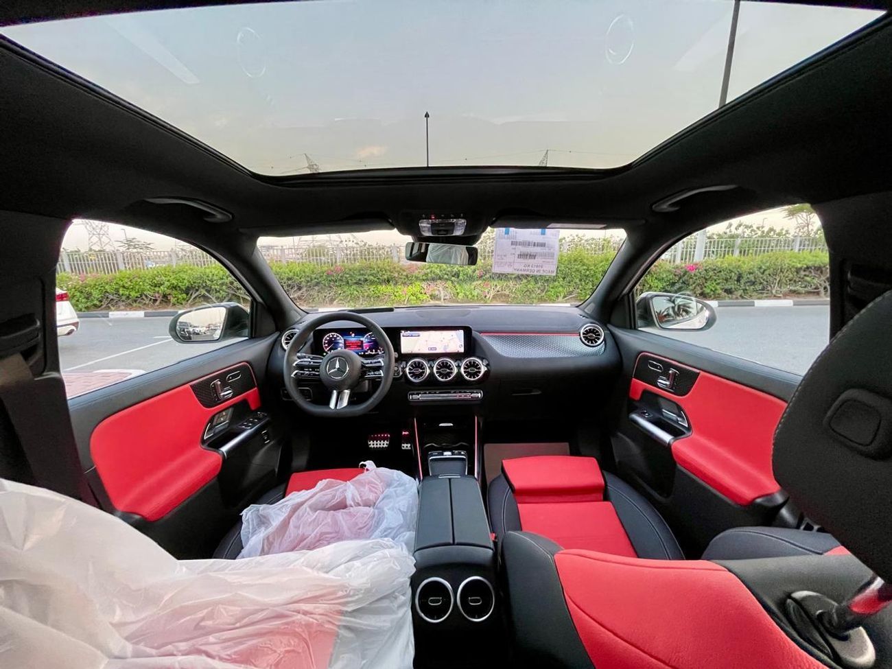 مرسيدس بنز GLA 200 Premium 1.4L AMG 5 years warranty 2025 GCC