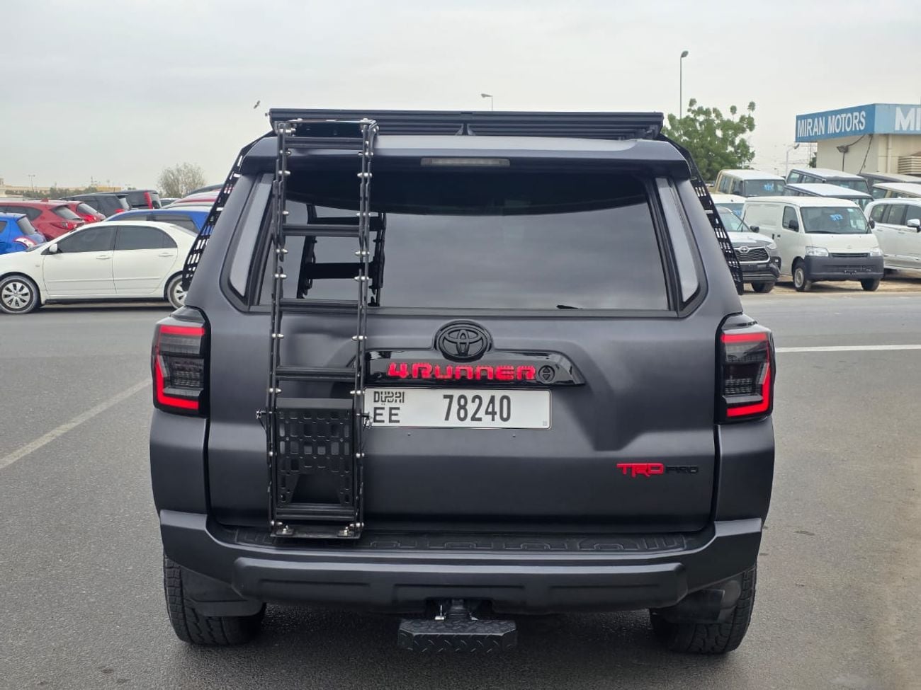 Toyota 4Runner TRD Pro 4x4 Sunroof , Push button and off Road kits