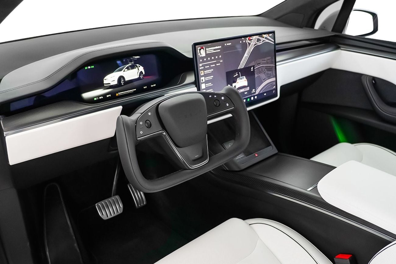 Tesla Model X PLAID