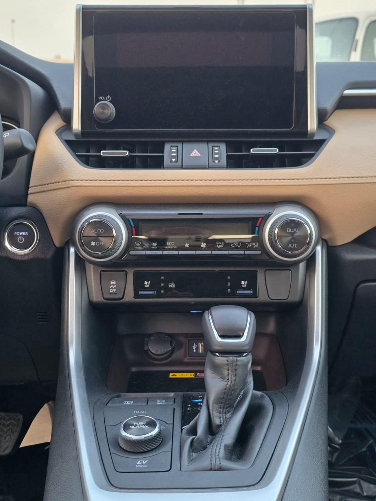 تويوتا راف ٤ 2.5L Adventure