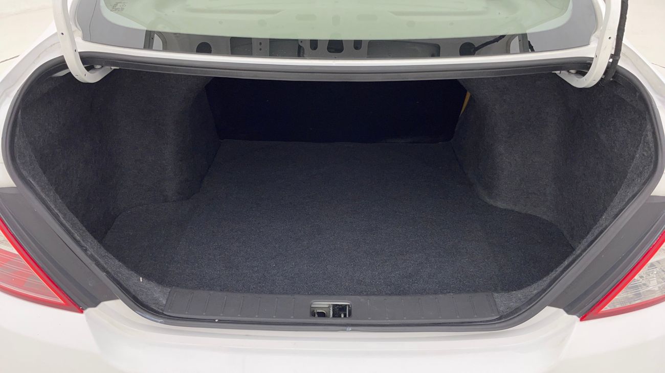 Nissan Sunny SV 1.5 | Zero Down Payment | Home Test Drive