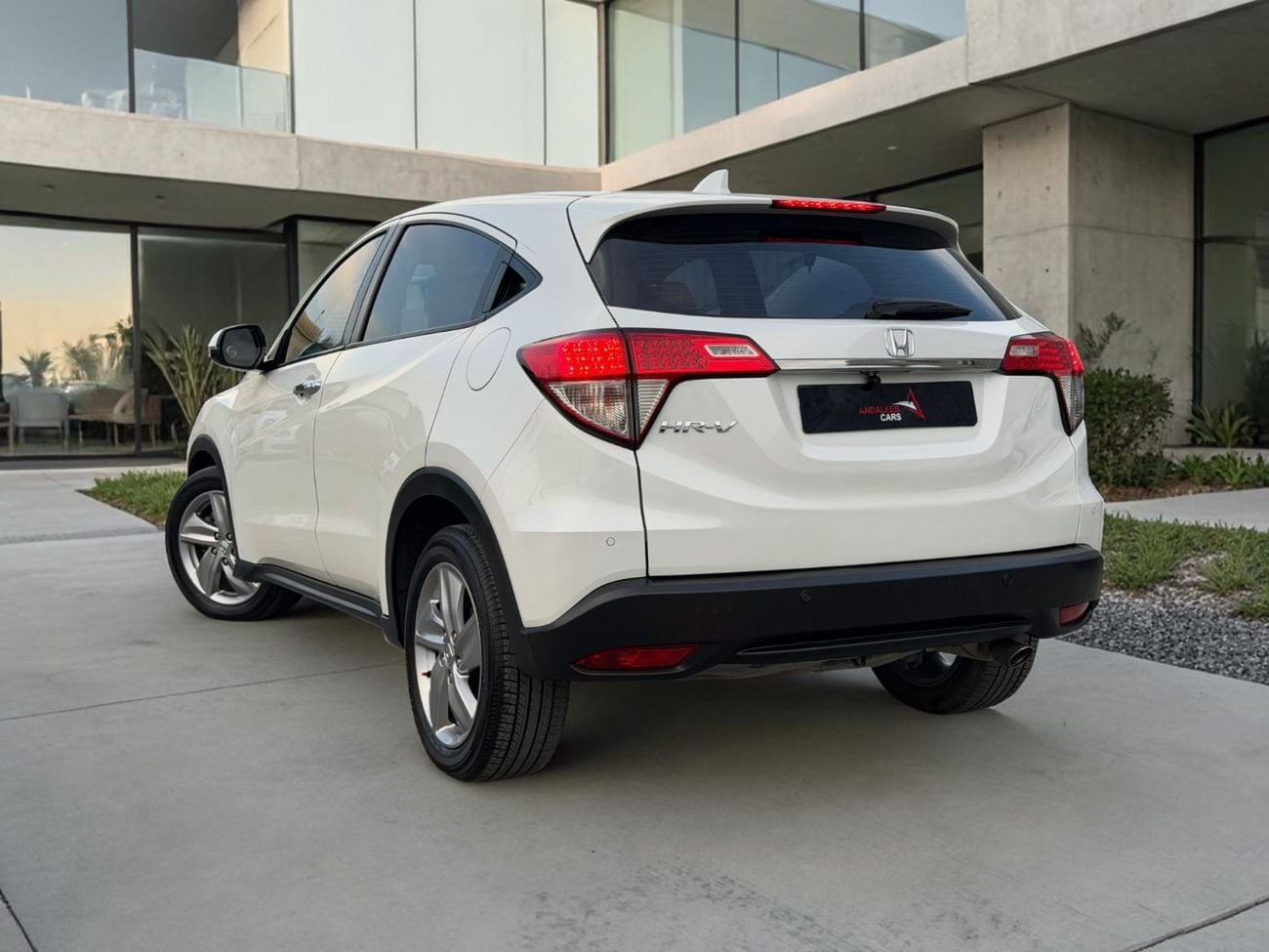 هوندا HRV AED 640 P.M | 0% DOWN PAYMENT | HONDA HR-V | 1.8L I4 | 2020 | GCC SPECS