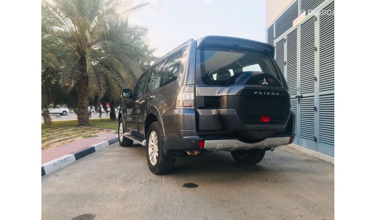 Mitsubishi Pajero MITSUBISHI PAJERO {3.8L}///// 2015 ///// GCC ///// WARRANTY//// ORIGINAL PAINT/////LOW MILEAGE!! ///