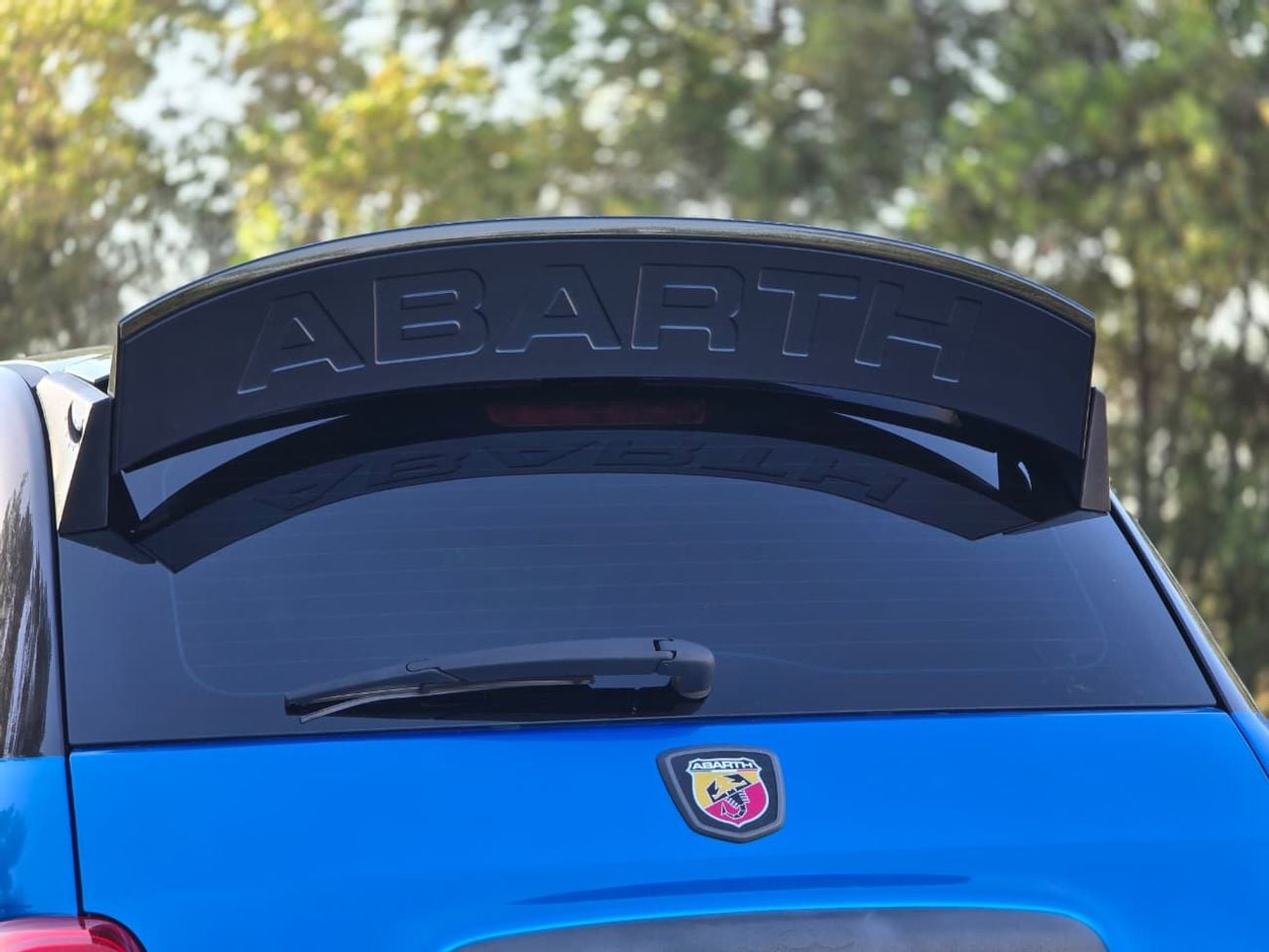 Fiat 500 FIAT 695 ABARTH 2023 GCC // UNDER WARRANTY // SERVICE CONTRACT //ORGINAL PAINT // ACCIDENT FREE // 2